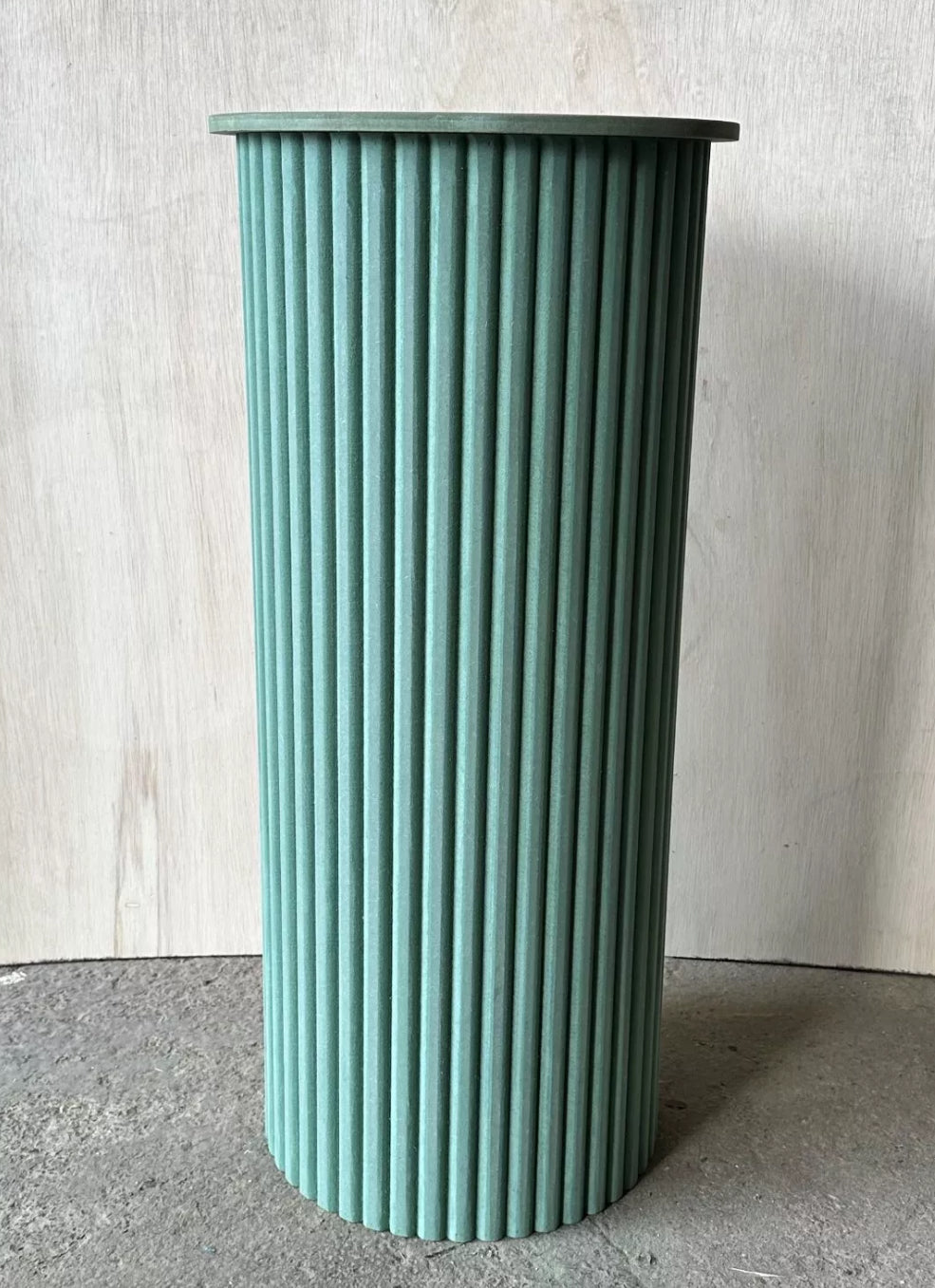 Round Ripple Cake Plinth